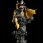 Descubre el apasionante mundo de Estatua Deluxe Art Scale Batgirl.