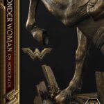Descubre el apasionante mundo de Estatua Wonder Woman on Horseback.