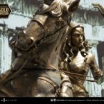 Descubre el apasionante mundo de Estatua Wonder Woman on Horseback.