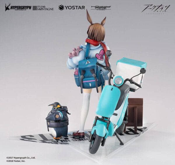 Descubre el apasionante mundo de Estatua Amiya Fresh Fastener Deluxe Edition.
