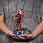 Descubre el apasionante mundo de Estatua Art Scale Harley Quinn.