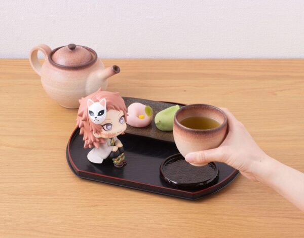 Descubre el apasionante mundo de Estatua Demon Slayer Look Up Sabito.