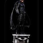 Descubre el apasionante mundo de Estatua The Batman Movie Art Scale.