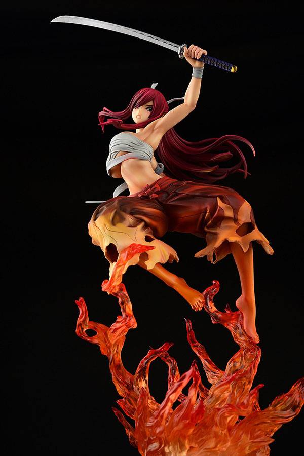 Descubre el apasionante mundo de Estatua Erza Scarlet Samurai Kurenai.
