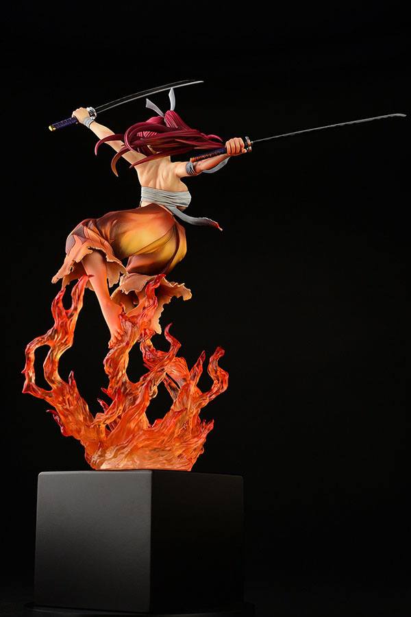 Descubre el apasionante mundo de Estatua Erza Scarlet Samurai Kurenai.