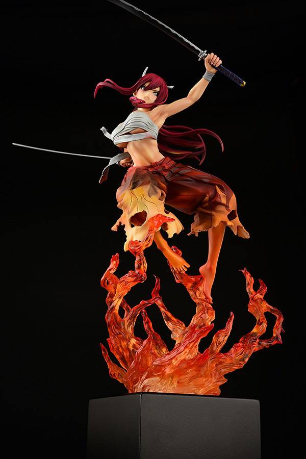 Descubre el apasionante mundo de Estatua Erza Scarlet Samurai Kurenai.
