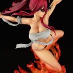 Descubre el apasionante mundo de Estatua Erza Scarlet Samurai Kurenai.