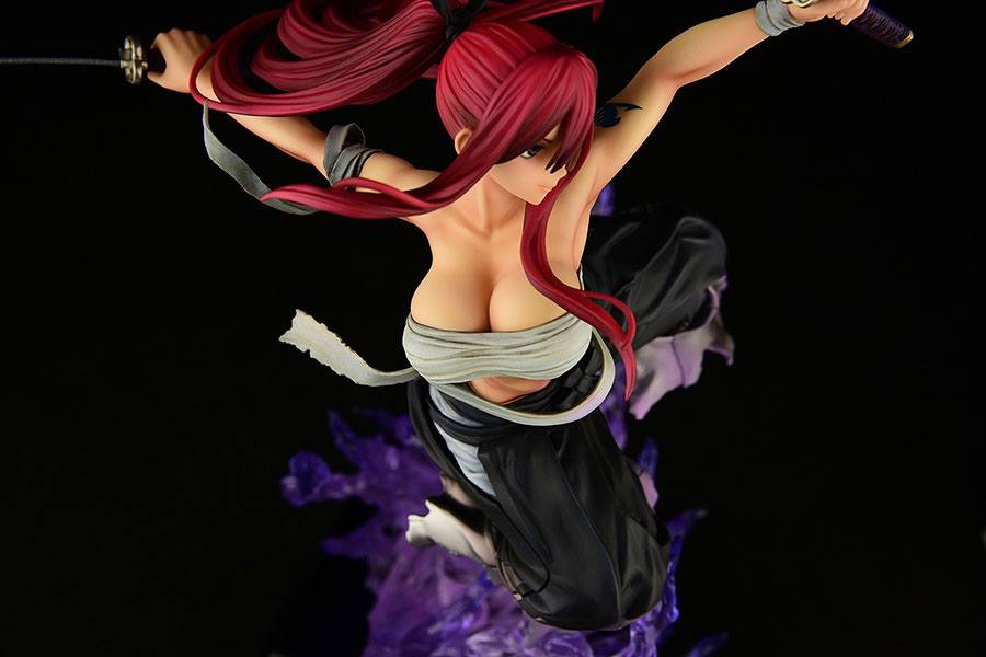 Descubre el apasionante mundo de Estatua Erza Scarlet Samurai Shikkoku.