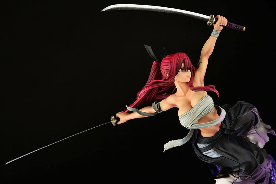 Descubre el apasionante mundo de Estatua Erza Scarlet Samurai Shikkoku.