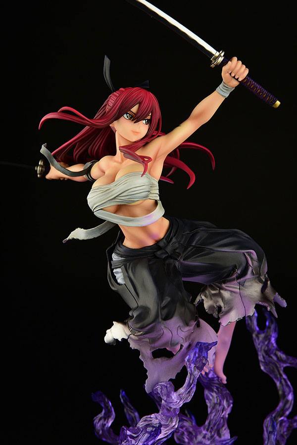Descubre el apasionante mundo de Estatua Erza Scarlet Samurai Shikkoku.