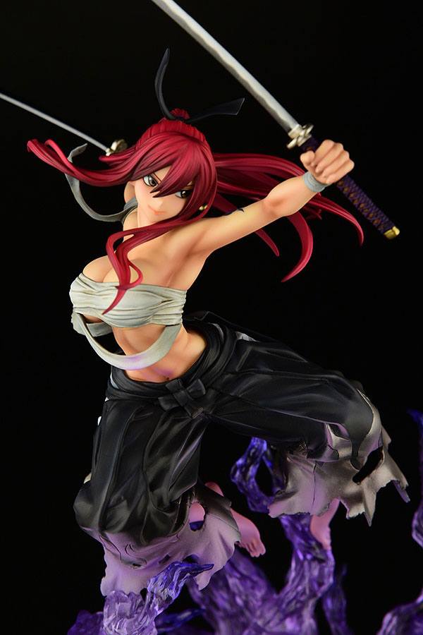 Descubre el apasionante mundo de Estatua Erza Scarlet Samurai Shikkoku.