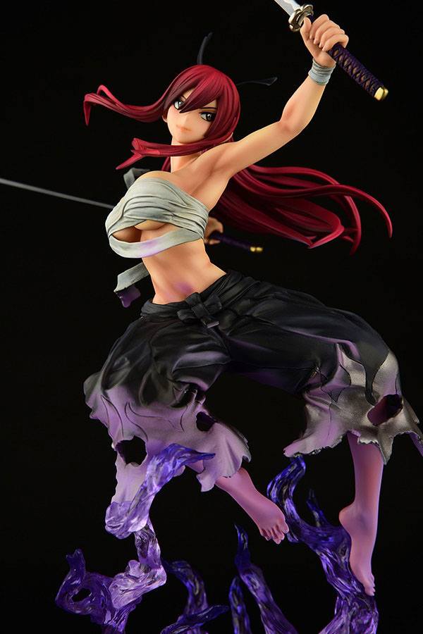 Descubre el apasionante mundo de Estatua Erza Scarlet Samurai Shikkoku.