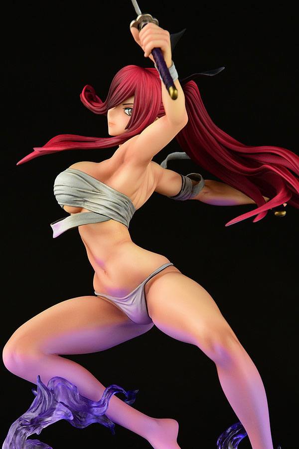 Descubre el apasionante mundo de Estatua Erza Scarlet Samurai Shikkoku.