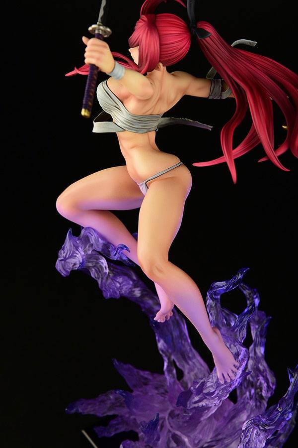 Descubre el apasionante mundo de Estatua Erza Scarlet Samurai Shikkoku.