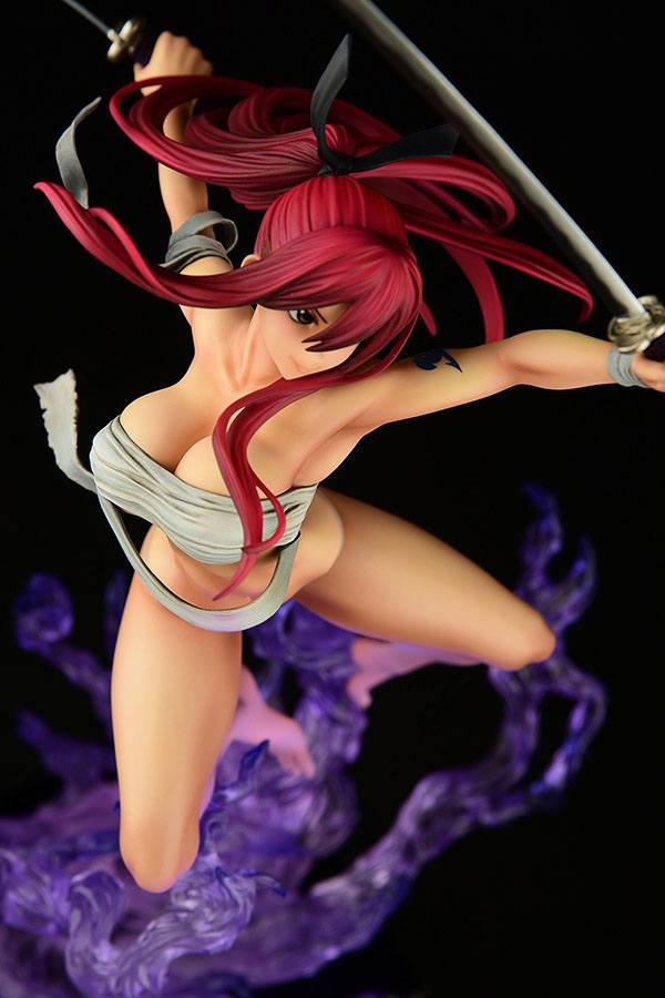 Descubre el apasionante mundo de Estatua Erza Scarlet Samurai Shikkoku.