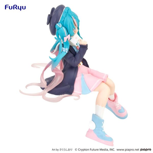 Descubre el apasionante mundo de Estatua Hatsune Miku Love Sailor.
