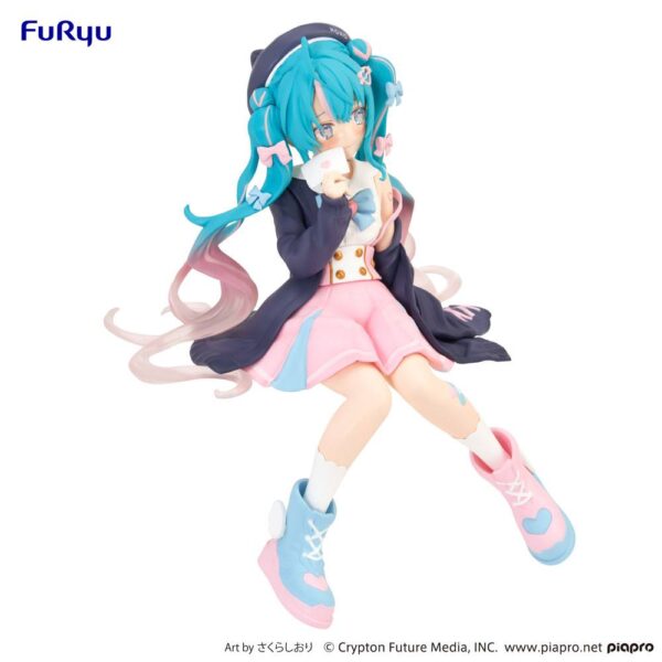 Descubre el apasionante mundo de Estatua Hatsune Miku Love Sailor.
