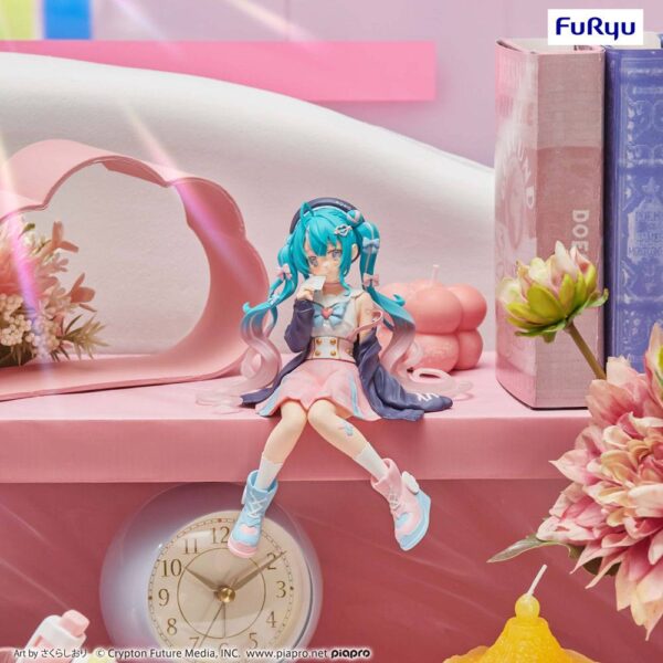 Descubre el apasionante mundo de Estatua Hatsune Miku Love Sailor.