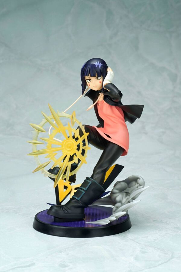 Descubre el apasionante mundo de Estatua Kyoka Jiro Hero Suit.