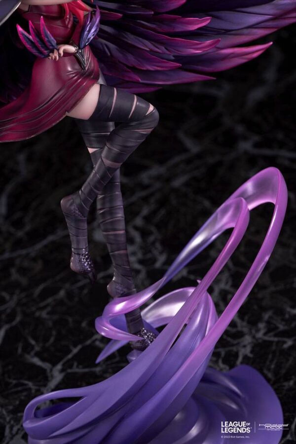 Descubre el apasionante mundo de Estatua League of Legends Xayah.
