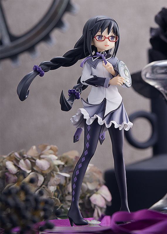 Descubre el apasionante mundo de Estatua Pop Up Parade Homura Akemi.