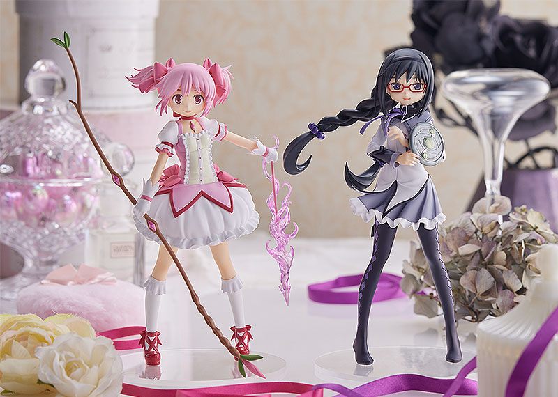 Descubre el apasionante mundo de Estatua Pop Up Parade Homura Akemi.