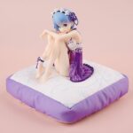 Descubre el apasionante mundo de Estatua Rem Birthday Purple Lingerie.