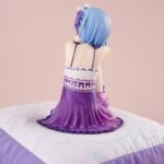 Descubre el apasionante mundo de Estatua Rem Birthday Purple Lingerie.