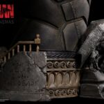 Descubre el apasionante mundo de Busto The Batman tamaño natural.