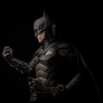 Descubre el apasionante mundo de Busto The Batman tamaño natural.