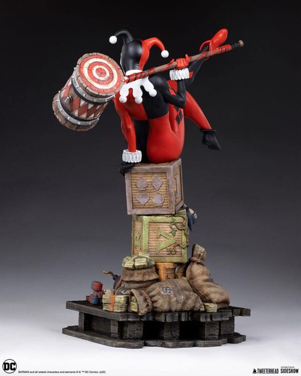 Descubre el apasionante mundo de Estatua DC Comics Harley Quinn 41.