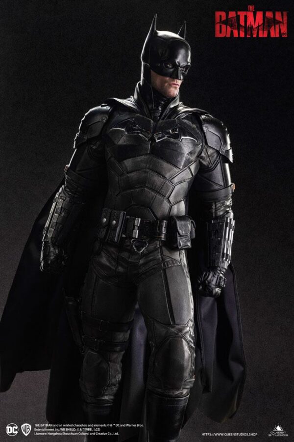 Descubre el apasionante mundo de Estatua The Batman Deluxe Version.