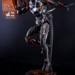 Descubre el apasionante mundo de Figura Iron Man Neon Tech Fair.
