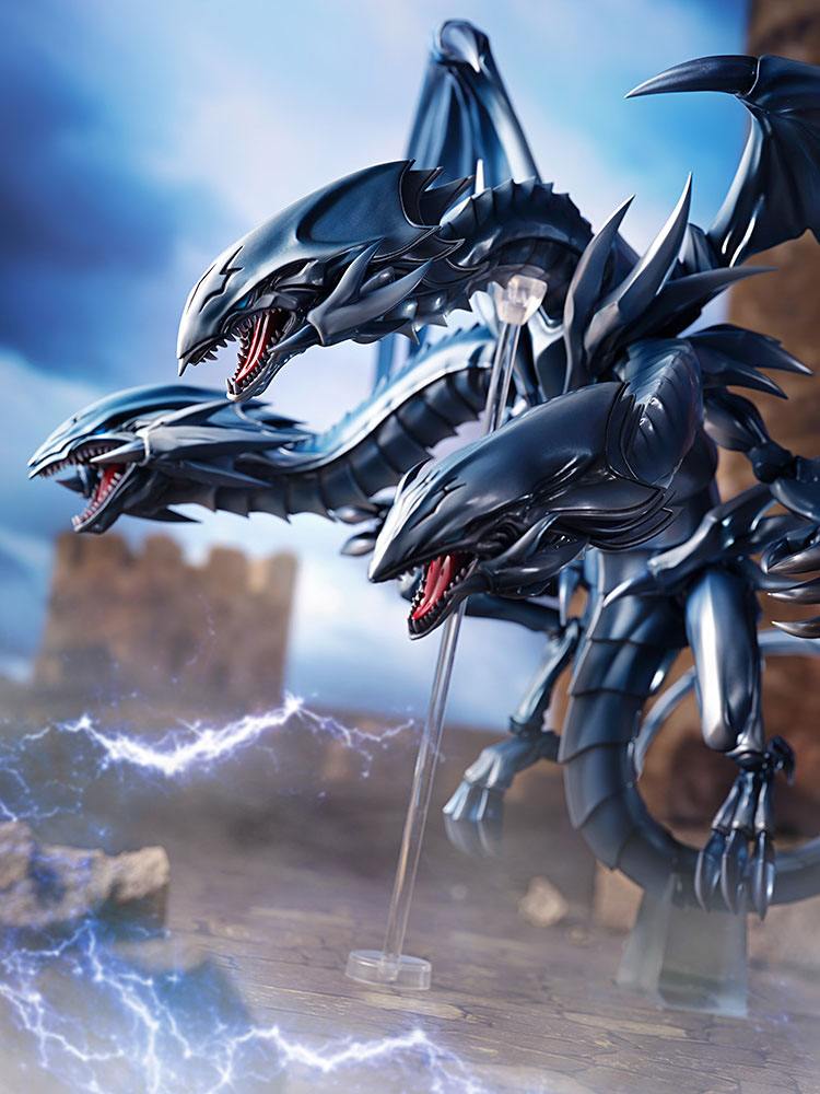 Descubre el apasionante mundo de Estatua Blue-Eyes Ultimate Dragon.
