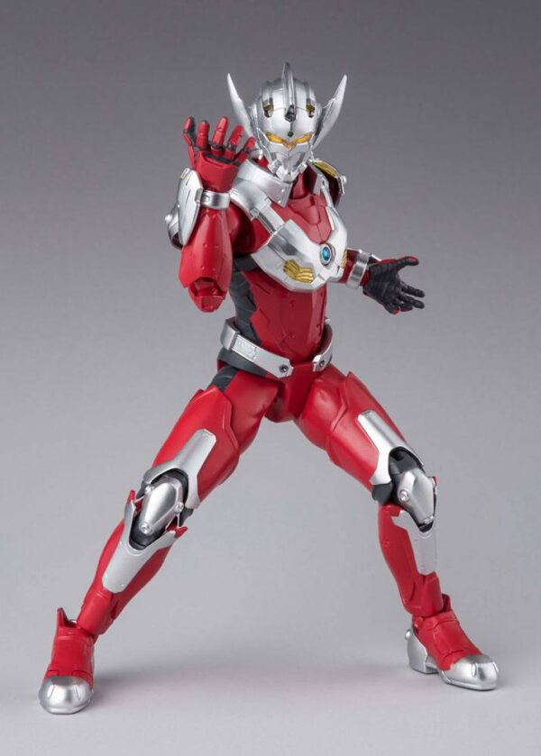 Descubre el apasionante mundo de Estatua FiguartsZERO Ultraman Suit Taro.