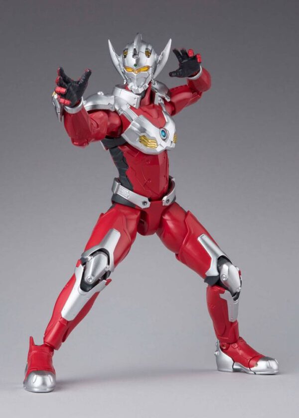 Descubre el apasionante mundo de Estatua FiguartsZERO Ultraman Suit Taro.