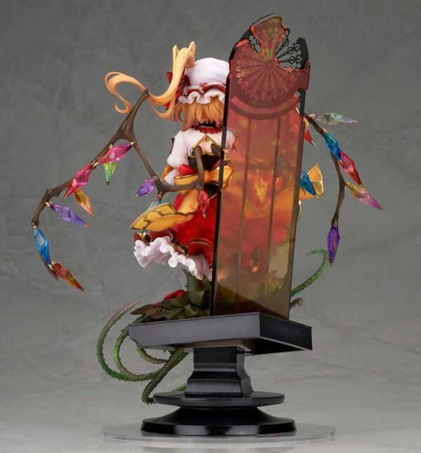 Descubre el apasionante mundo de Estatua Flandre Scarlet Ami Ami.