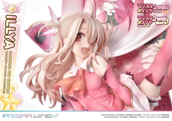 Descubre el apasionante mundo de Estatua Illyasviel von Einzbern Bonus Version.