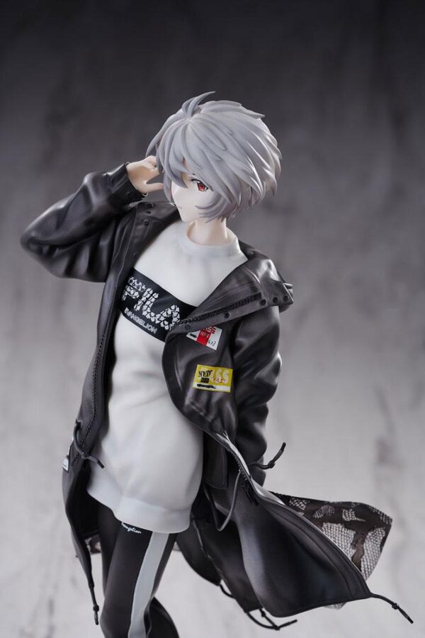 Descubre el apasionante mundo de Estatua Rei Ayanami Original Color Limited.