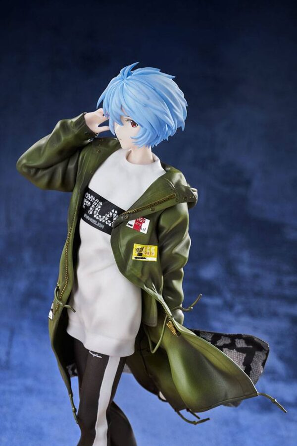 Descubre el apasionante mundo de Estatua Rei Ayanami Radio Part 2.