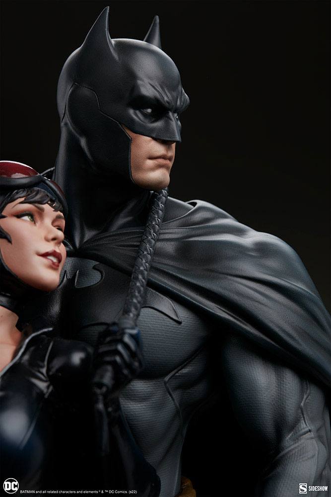 Descubre el apasionante mundo de Diorama DC Comics Batman and Catwoman.