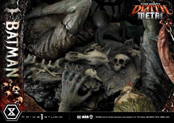 Descubre el apasionante mundo de Estatua Dark Knights Death Metal Batman.