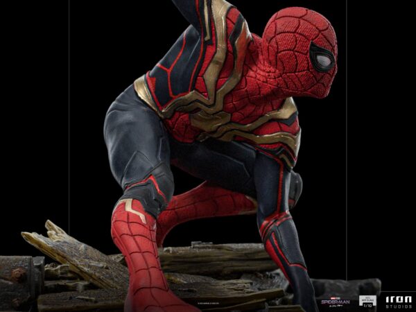 Descubre el apasionante mundo de Estatua Deluxe Spider-Man Peter 1.