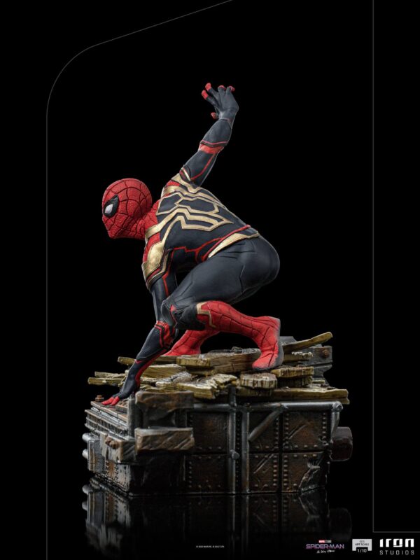 Descubre el apasionante mundo de Estatua Deluxe Spider-Man Peter 1.