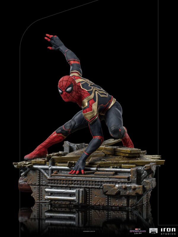 Descubre el apasionante mundo de Estatua Deluxe Spider-Man Peter 1.
