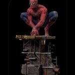 Descubre el apasionante mundo de Estatua Deluxe Spider-Man Peter 2.
