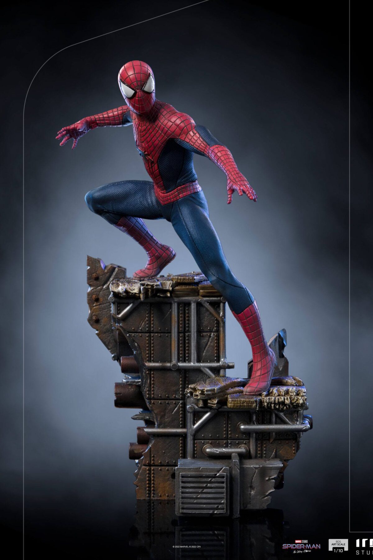 Estatua Deluxe Spider-Man Peter 3