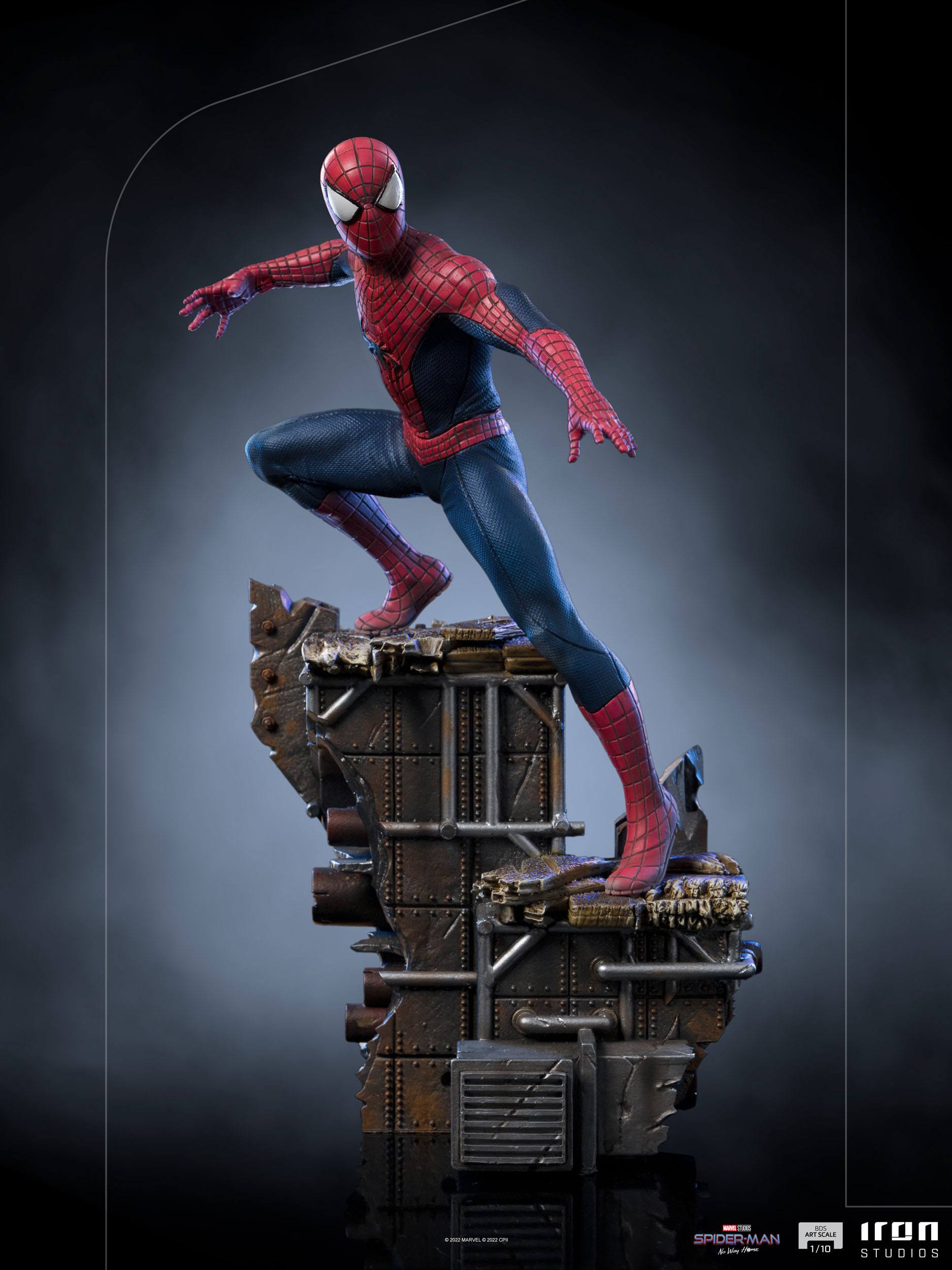 Descubre el apasionante mundo de Estatua Deluxe Spider-Man Peter 3.