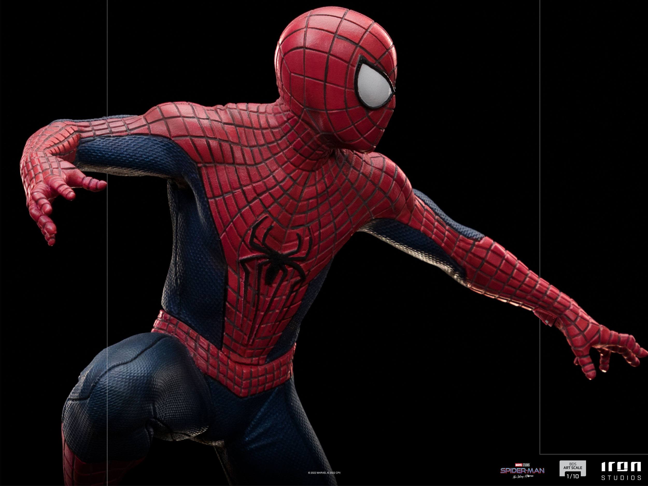Descubre el apasionante mundo de Estatua Deluxe Spider-Man Peter 3.