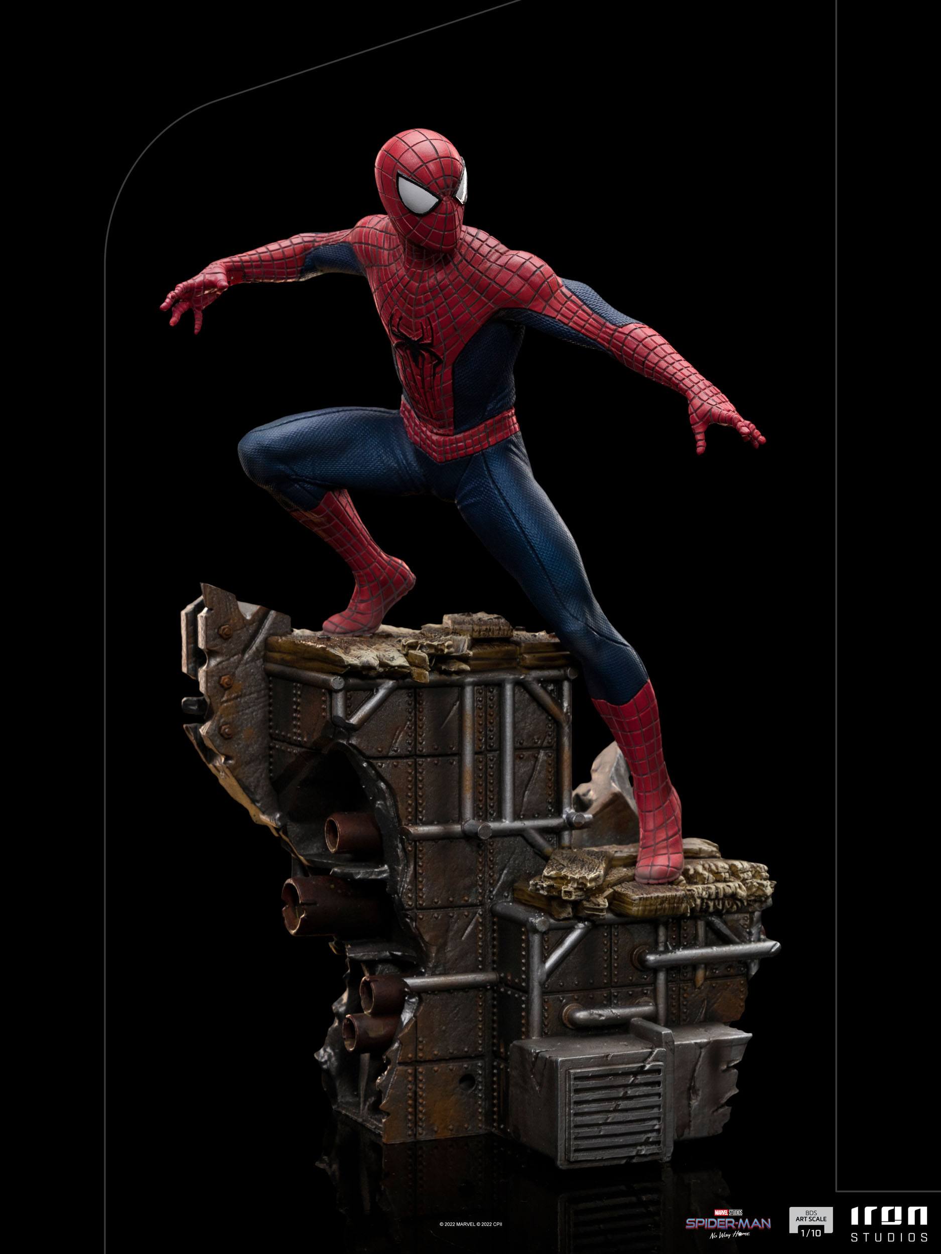 Descubre el apasionante mundo de Estatua Deluxe Spider-Man Peter 3.